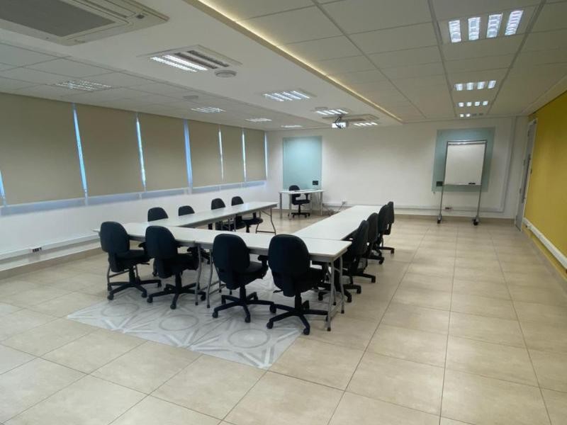 SALAS DE REUNIÃO PREMIUM: FORTALEÇA SUA IMAGEM EM PORTO ALEGRE